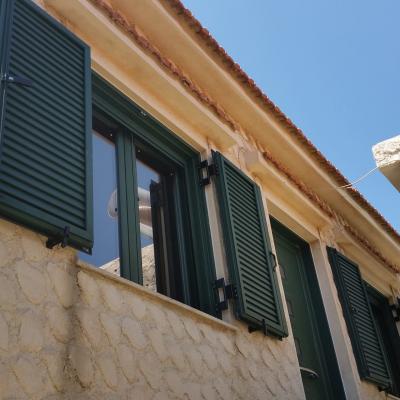 Κουφώματα αλουμινίου ετεμ με ενέργειακα τζάμια, ανακλησης